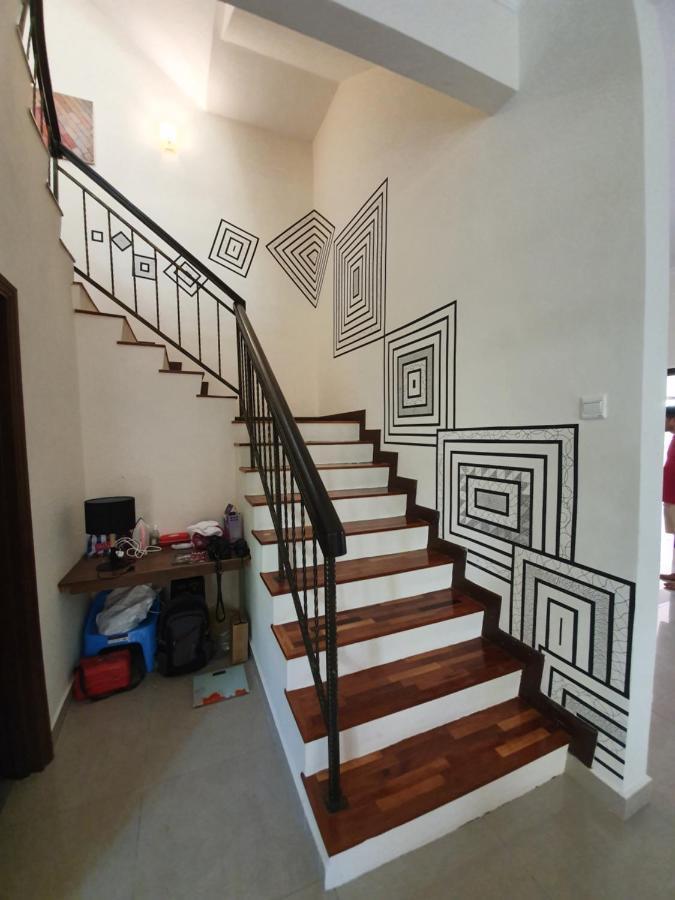 Appartamento Eden Cosy Living Batu Ferringhi Esterno foto