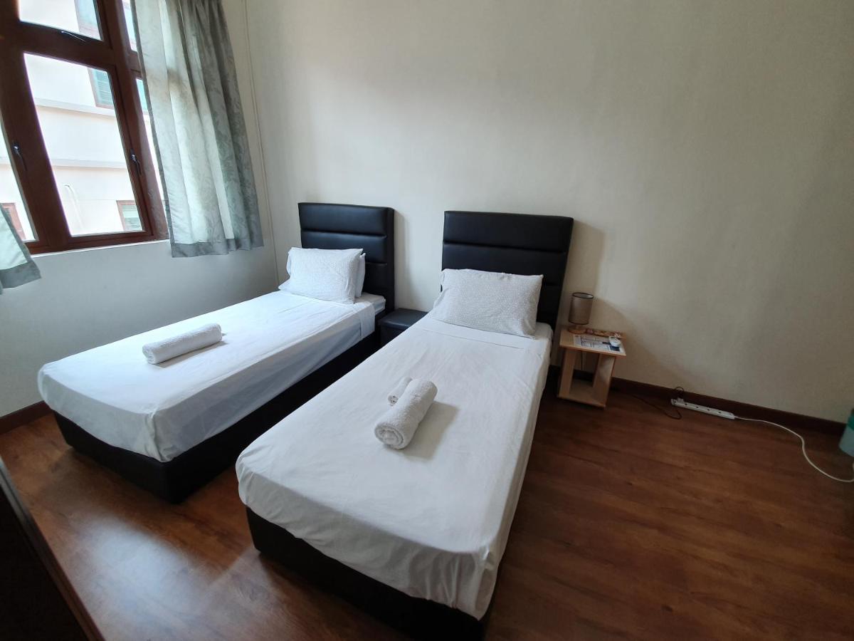 Appartamento Eden Cosy Living Batu Ferringhi Esterno foto